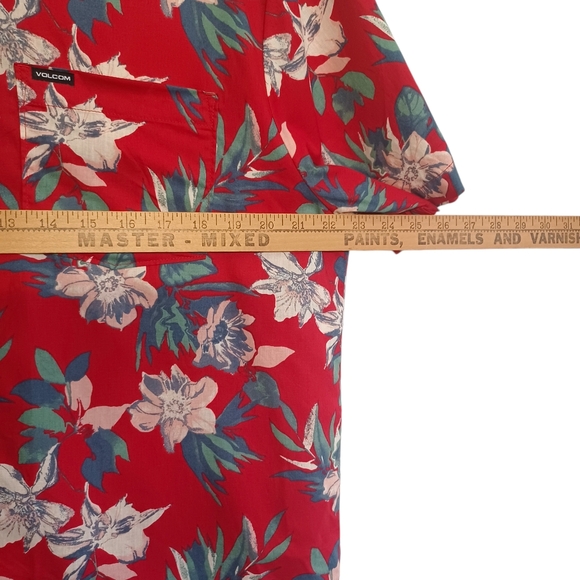 VOLCOM Tropical Colorful Blue Floral Print Red Short Sleeve Button Front Shirt - Picture 5 of 7